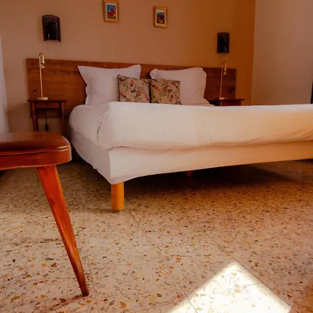 索勒蒙餐厅酒店 2*